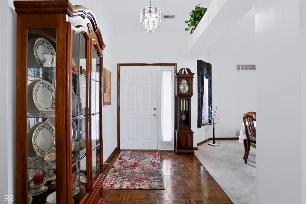 337 Stoneybrook Grove Drive Greenwood, IN 46142