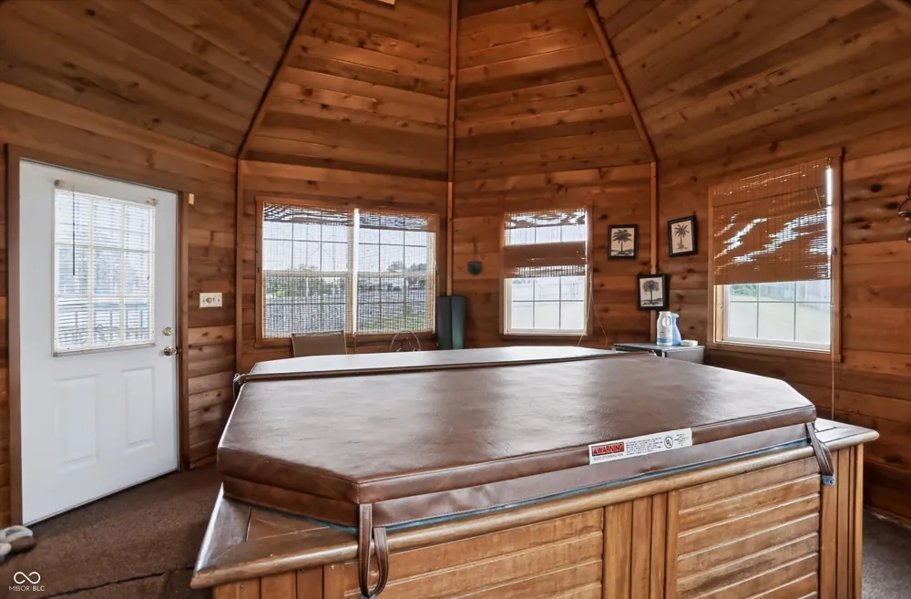 337 Stoneybrook Grove Drive Greenwood, IN 46142