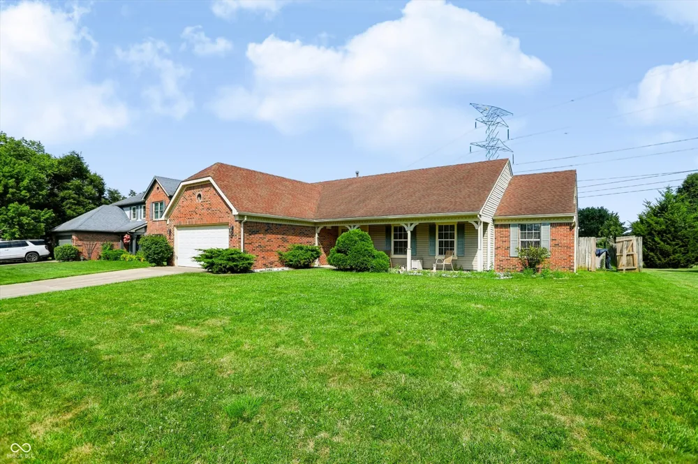 337 Stoneybrook Grove Drive Greenwood, IN 46142