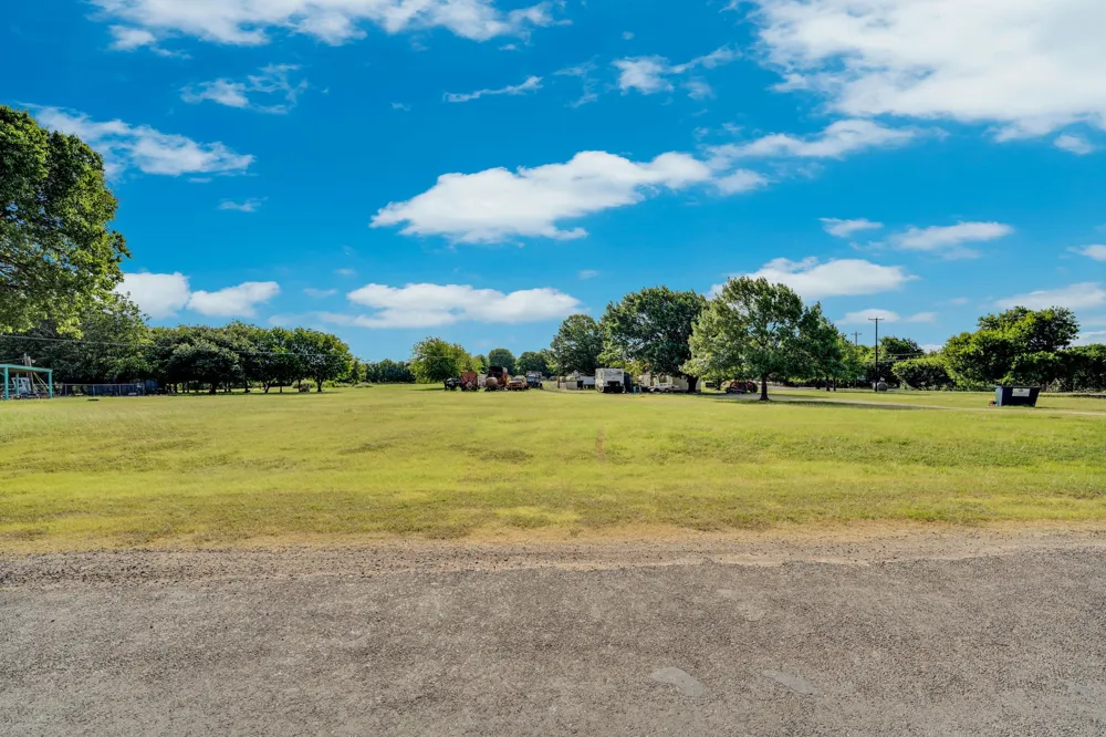 2040 Highridge Lane Midlothian, TX 76065
