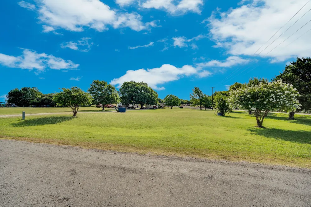 2040 Highridge Lane Midlothian, TX 76065