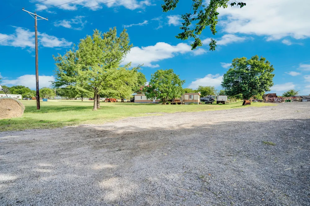 2040 Highridge Lane Midlothian, TX 76065