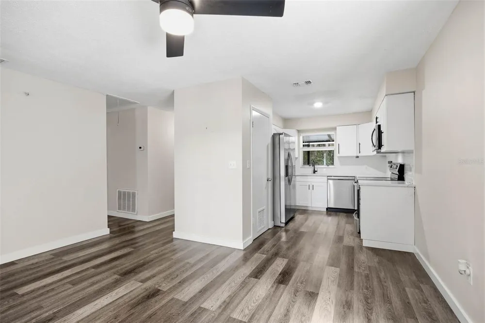 2801 51ST AVENUE S St Petersburg, FL 33712