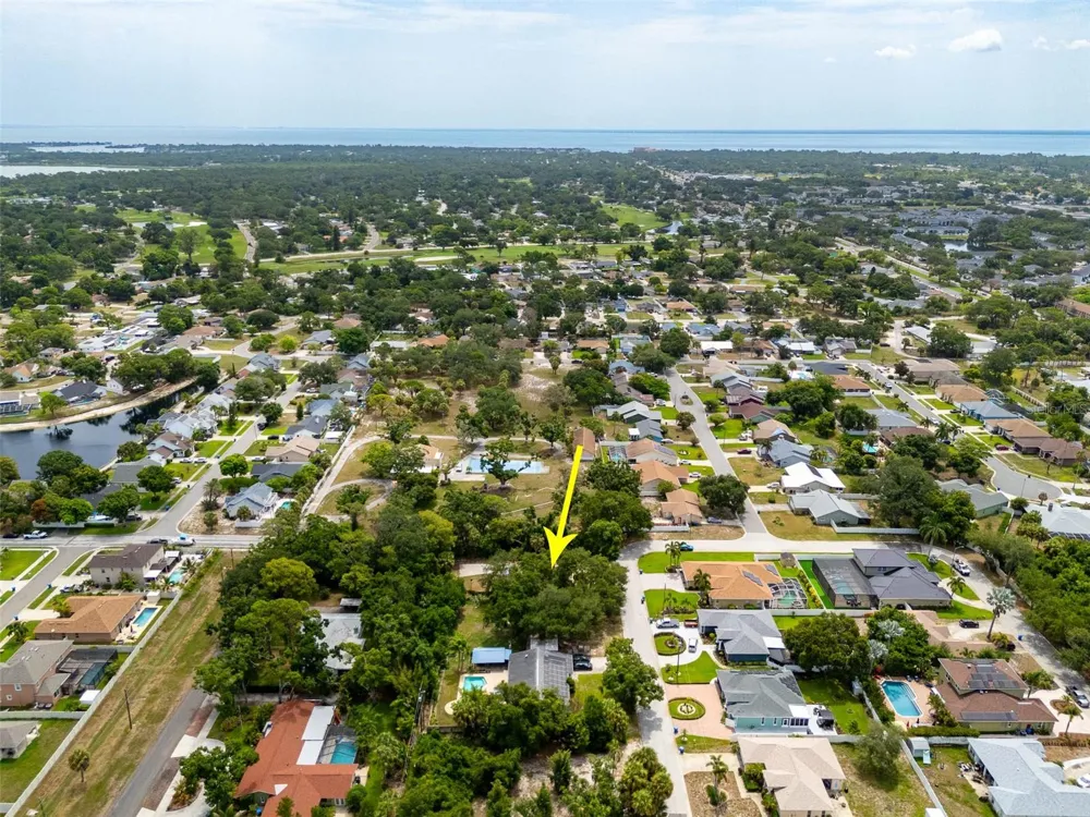2801 51ST AVENUE S St Petersburg, FL 33712