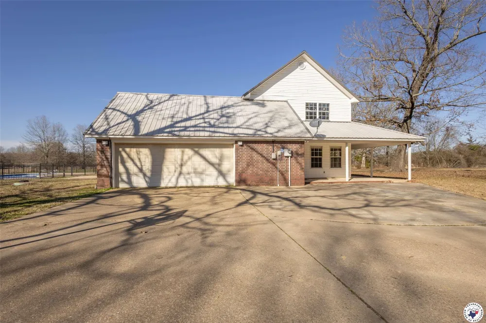 2735 Daniels Chapel Road New Boston, TX 75570
