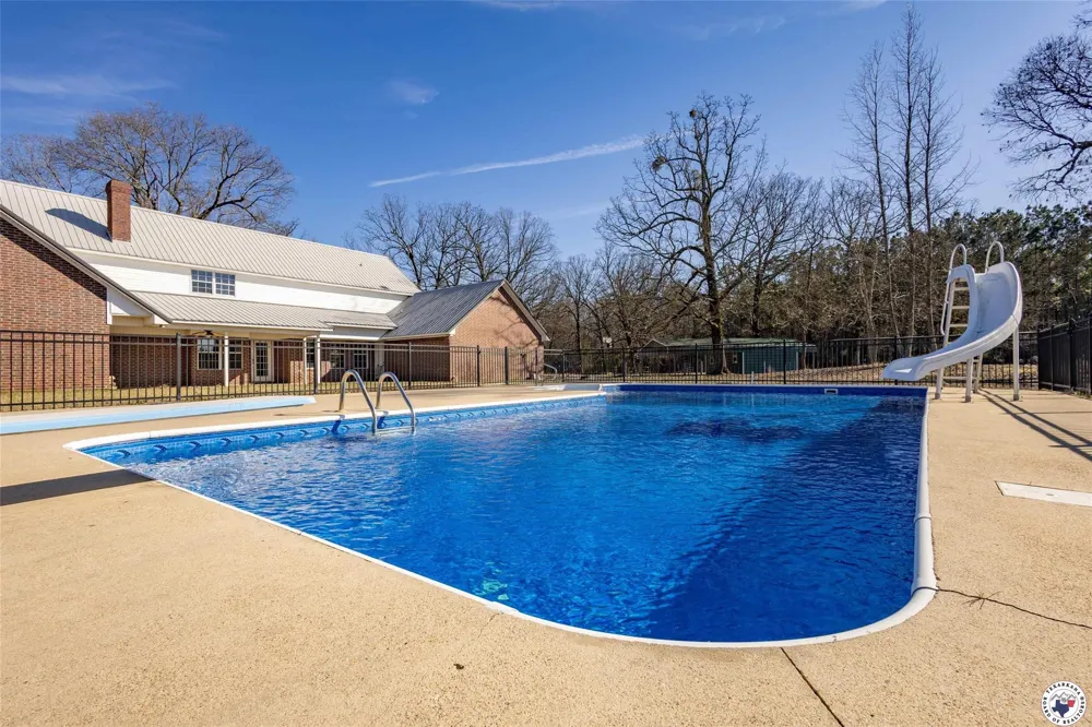 2735 Daniels Chapel Road New Boston, TX 75570