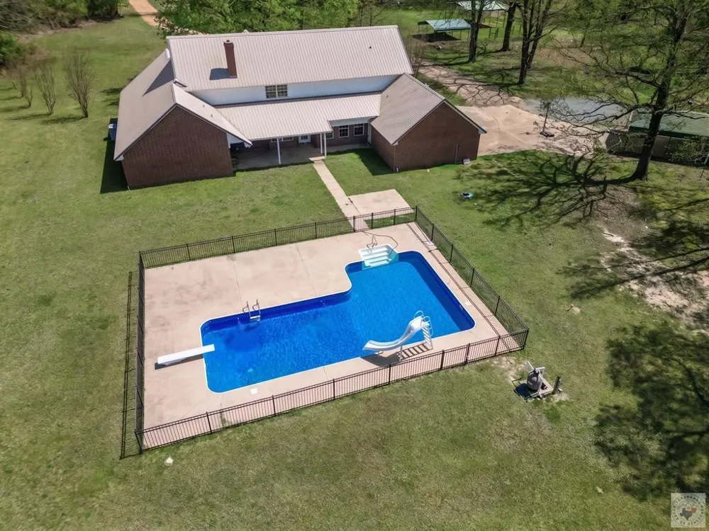 2735 Daniels Chapel Road New Boston, TX 75570