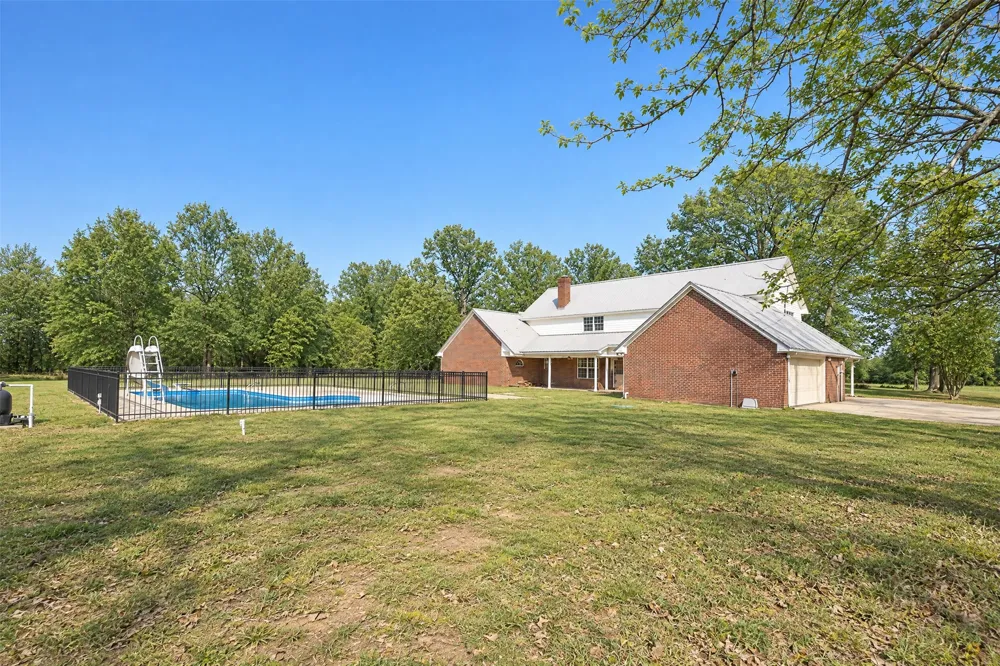 2735 Daniels Chapel Road New Boston, TX 75570
