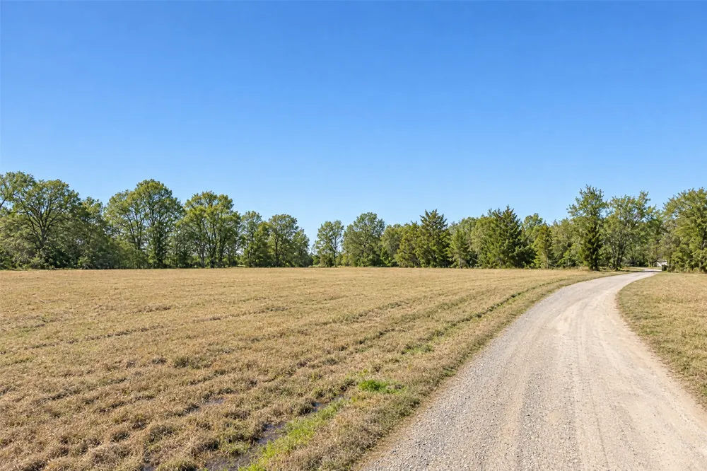 2735 Daniels Chapel Road New Boston, TX 75570