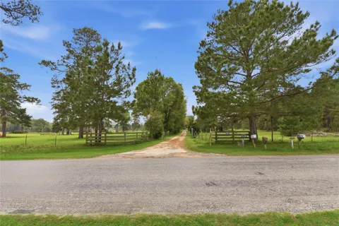 872 Four Notch Road