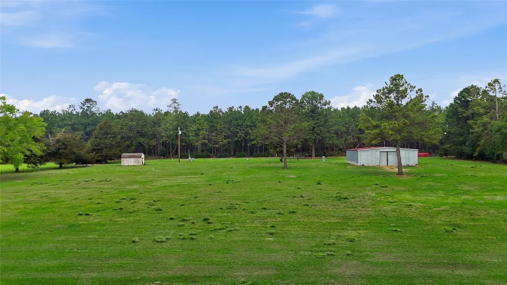 872 Four Notch Road Huntsville, TX 77340