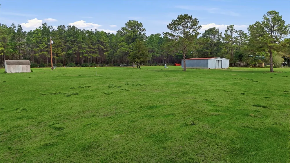872 Four Notch Road Huntsville, TX 77340