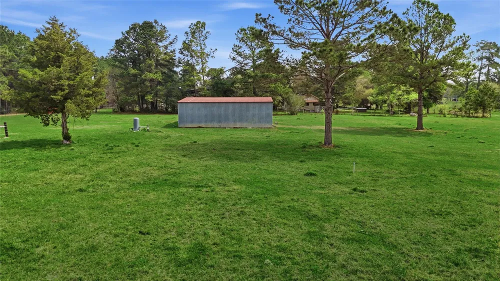 872 Four Notch Road Huntsville, TX 77340