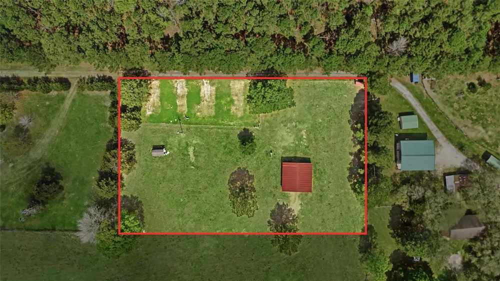 872 Four Notch Road Huntsville, TX 77340