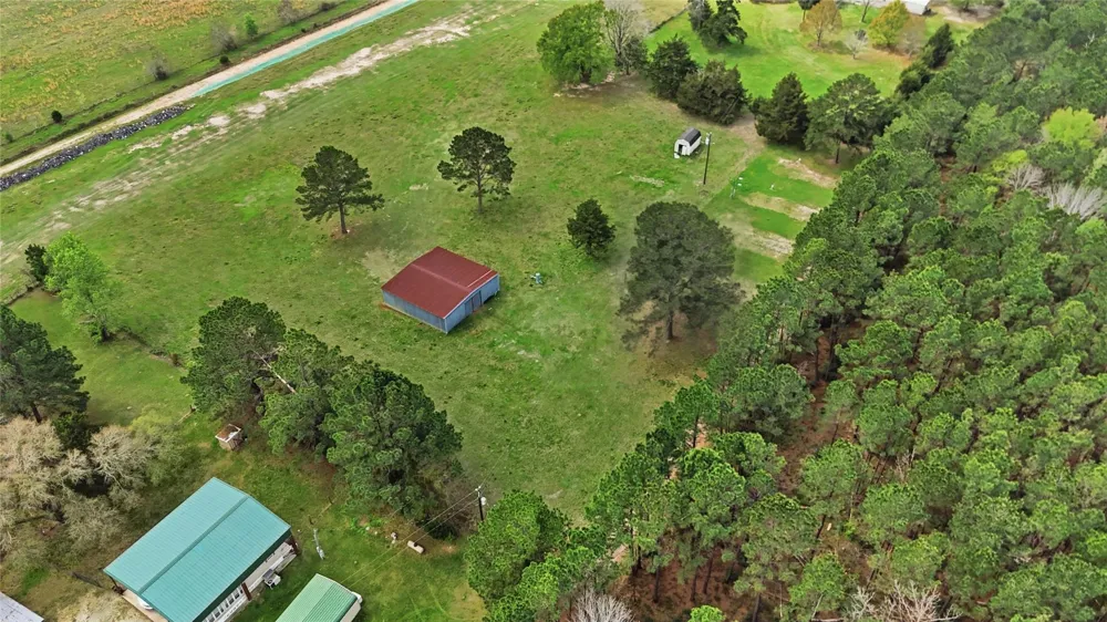 872 Four Notch Road Huntsville, TX 77340