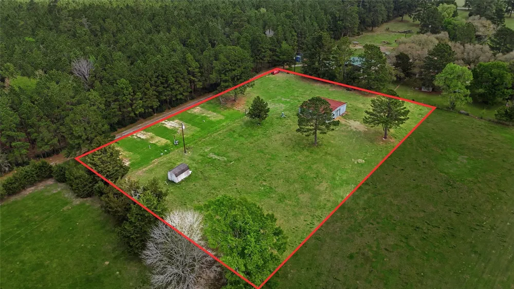 872 Four Notch Road Huntsville, TX 77340
