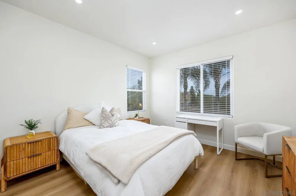 1749 Skimmer Ct Carlsbad, CA 92011