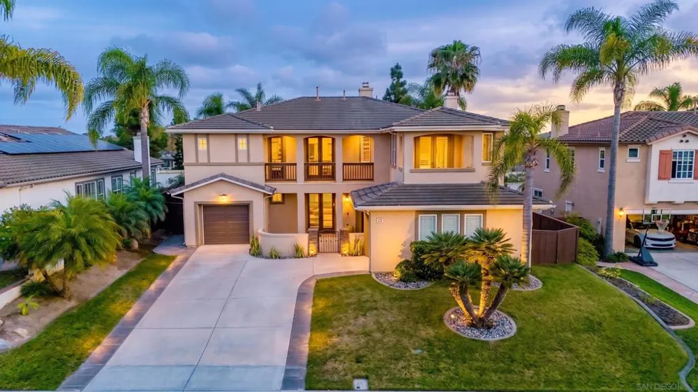 1749 Skimmer Ct Carlsbad, CA 92011