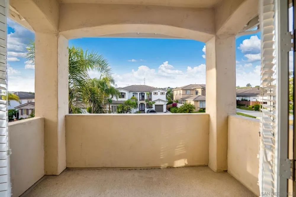 1749 Skimmer Ct Carlsbad, CA 92011