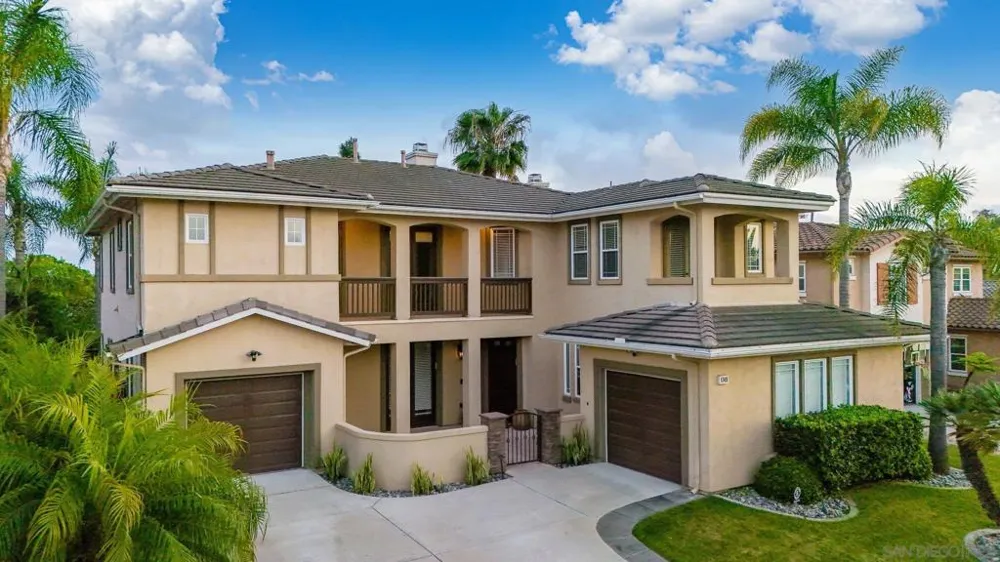 1749 Skimmer Ct Carlsbad, CA 92011