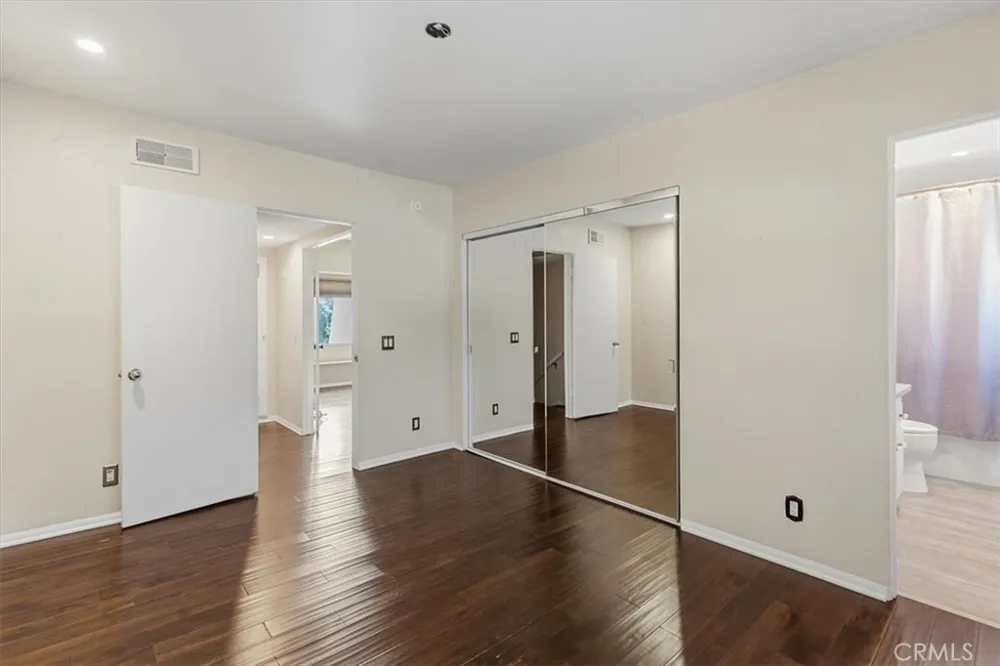 6227 Randi Avenue Woodland Hills, CA 91367