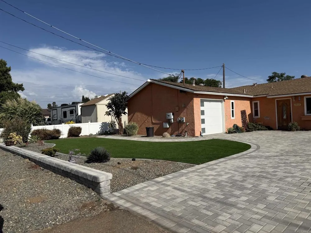 13107 Lindo Lane Lakeside, CA 92040