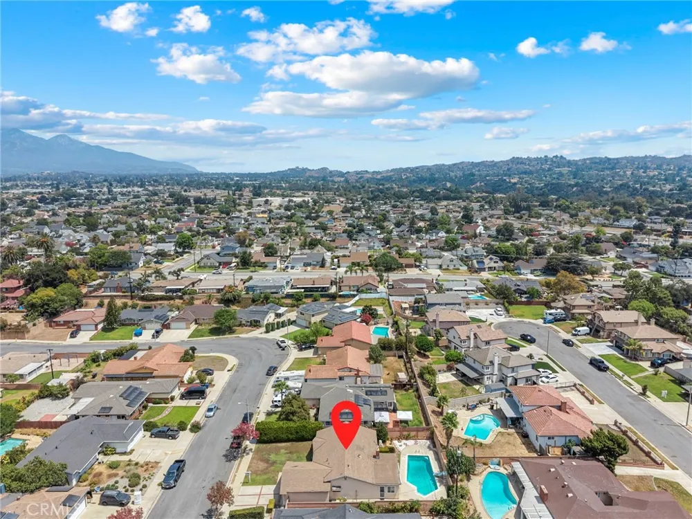 1676 E Wingate Street Covina, CA 91724