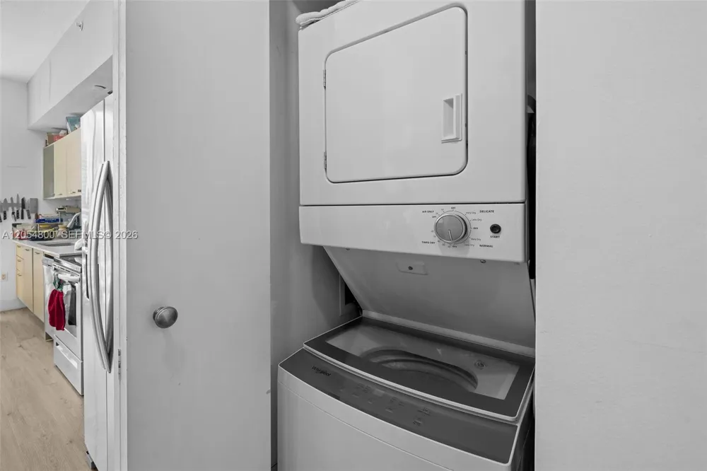 350 NE 24th St #401 Miami, FL 33137