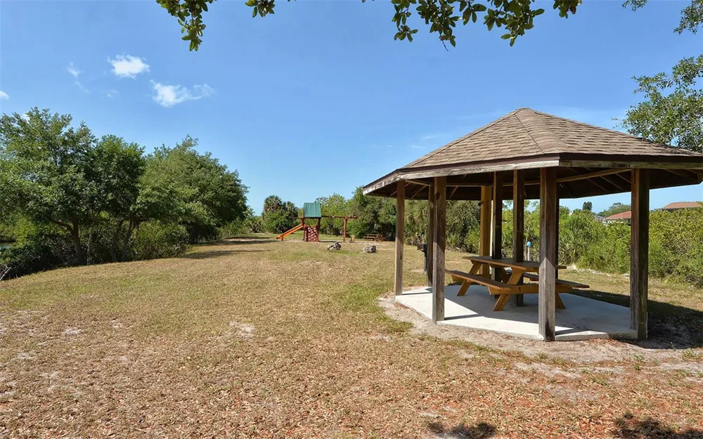 1109 DELACROIX CIRCLE Nokomis, FL 34275