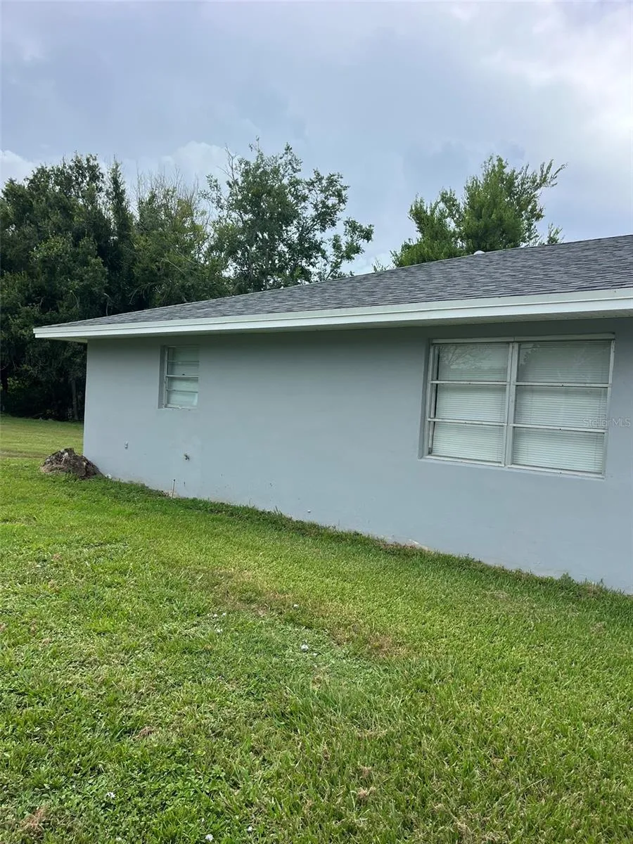 8956 SE 65TH WAY Okeechobee, FL 34974