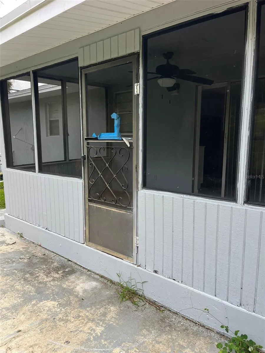 8956 SE 65TH WAY Okeechobee, FL 34974