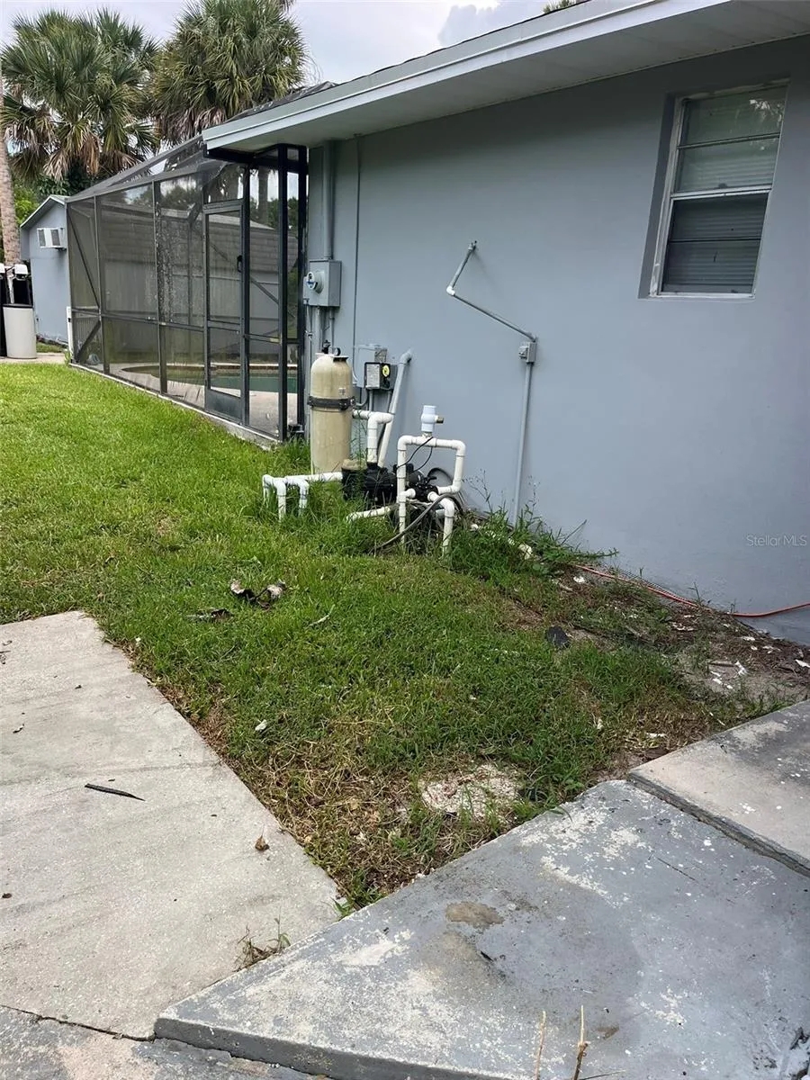 8956 SE 65TH WAY Okeechobee, FL 34974