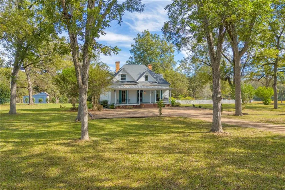 5921 Bostwick Highway Bishop, GA 30621
