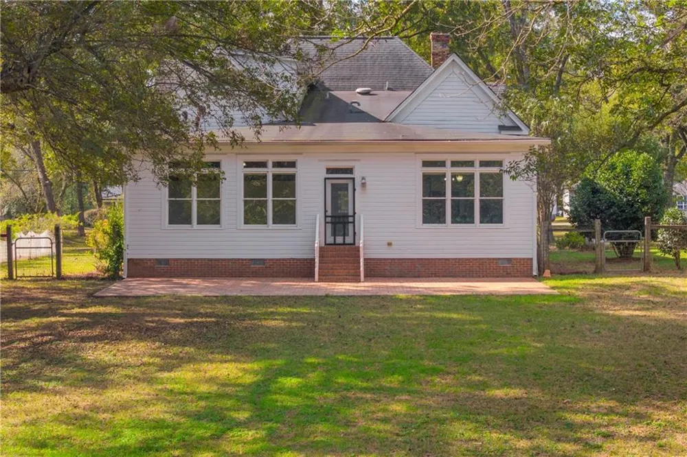 5921 Bostwick Highway Bishop, GA 30621