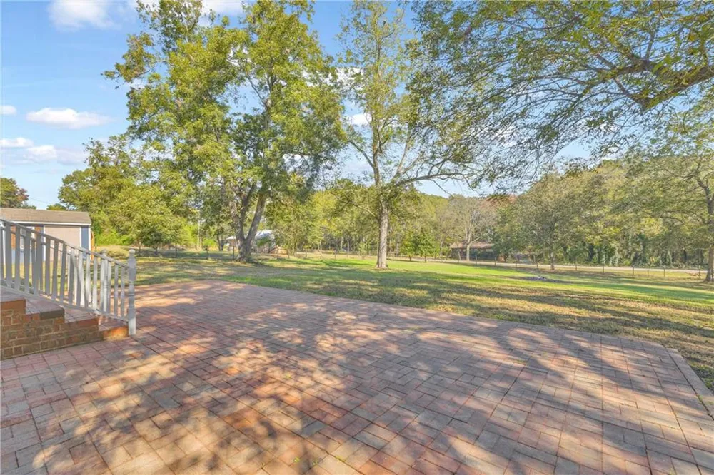 5921 Bostwick Highway Bishop, GA 30621