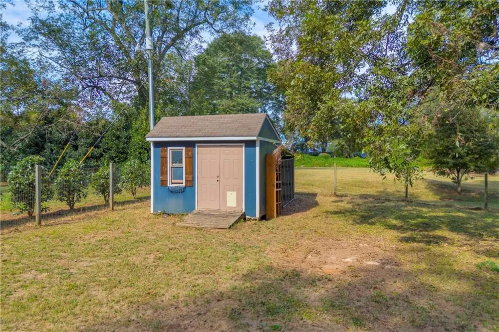 5921 Bostwick Highway Bishop, GA 30621