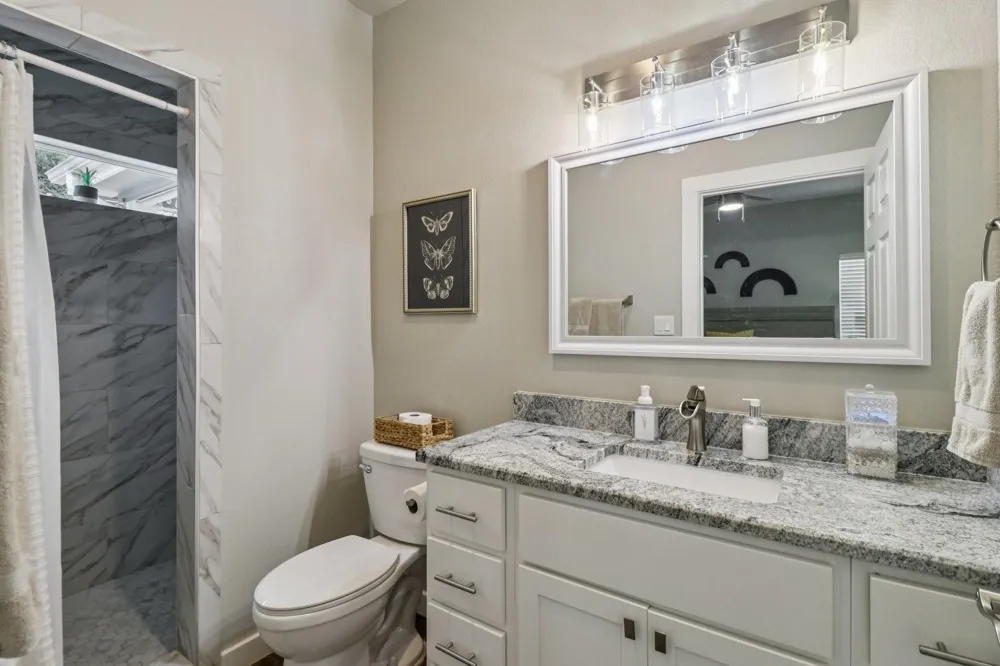1006 12th Street Blanco, TX 78606