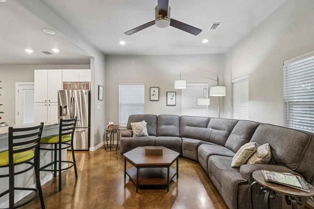 1006 12th Street Blanco, TX 78606