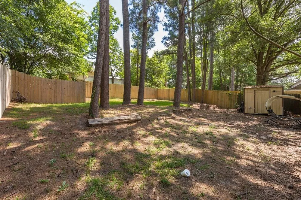 401 Linn St Huntington, TX 75949