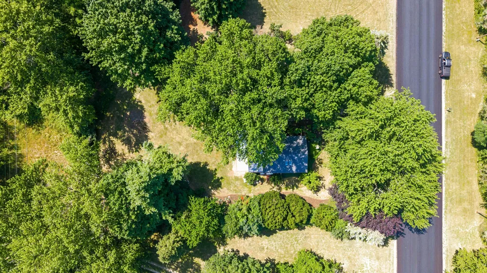 2313 68th Street Fennville, MI 49408