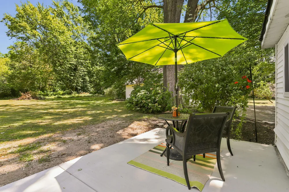 2313 68th Street Fennville, MI 49408