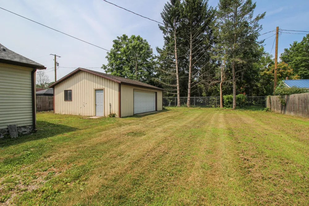 112 Andrews Street Three Rivers, MI 49093