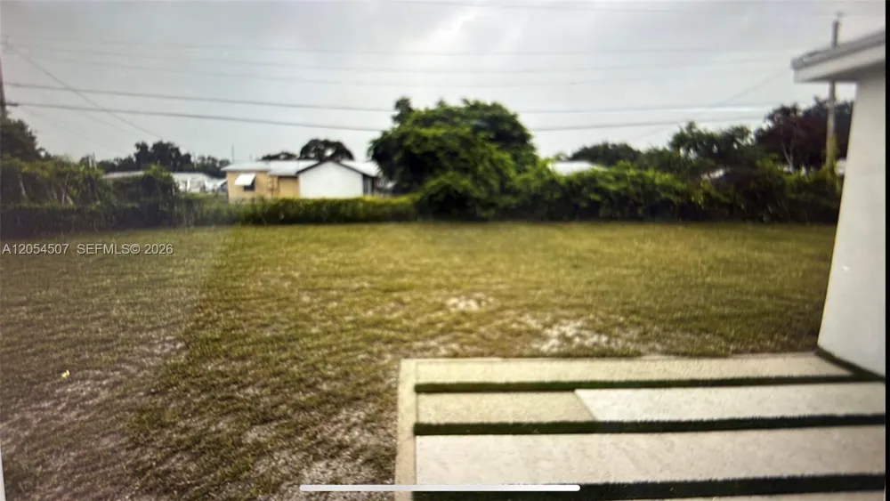 2409 SE 2nd Ave SE #0 Vero Beach, FL 32962