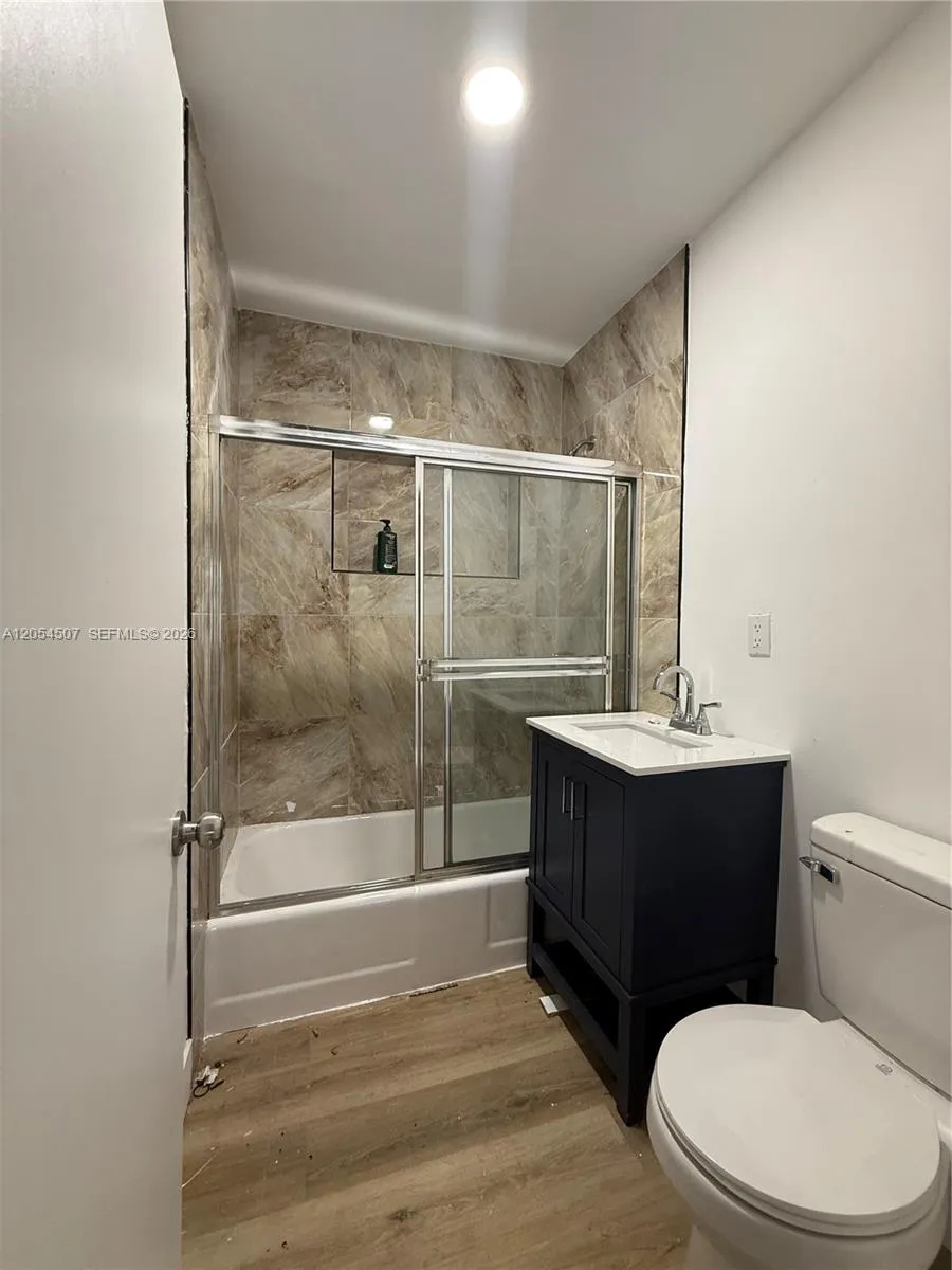 2409 SE 2nd Ave SE #0 Vero Beach, FL 32962