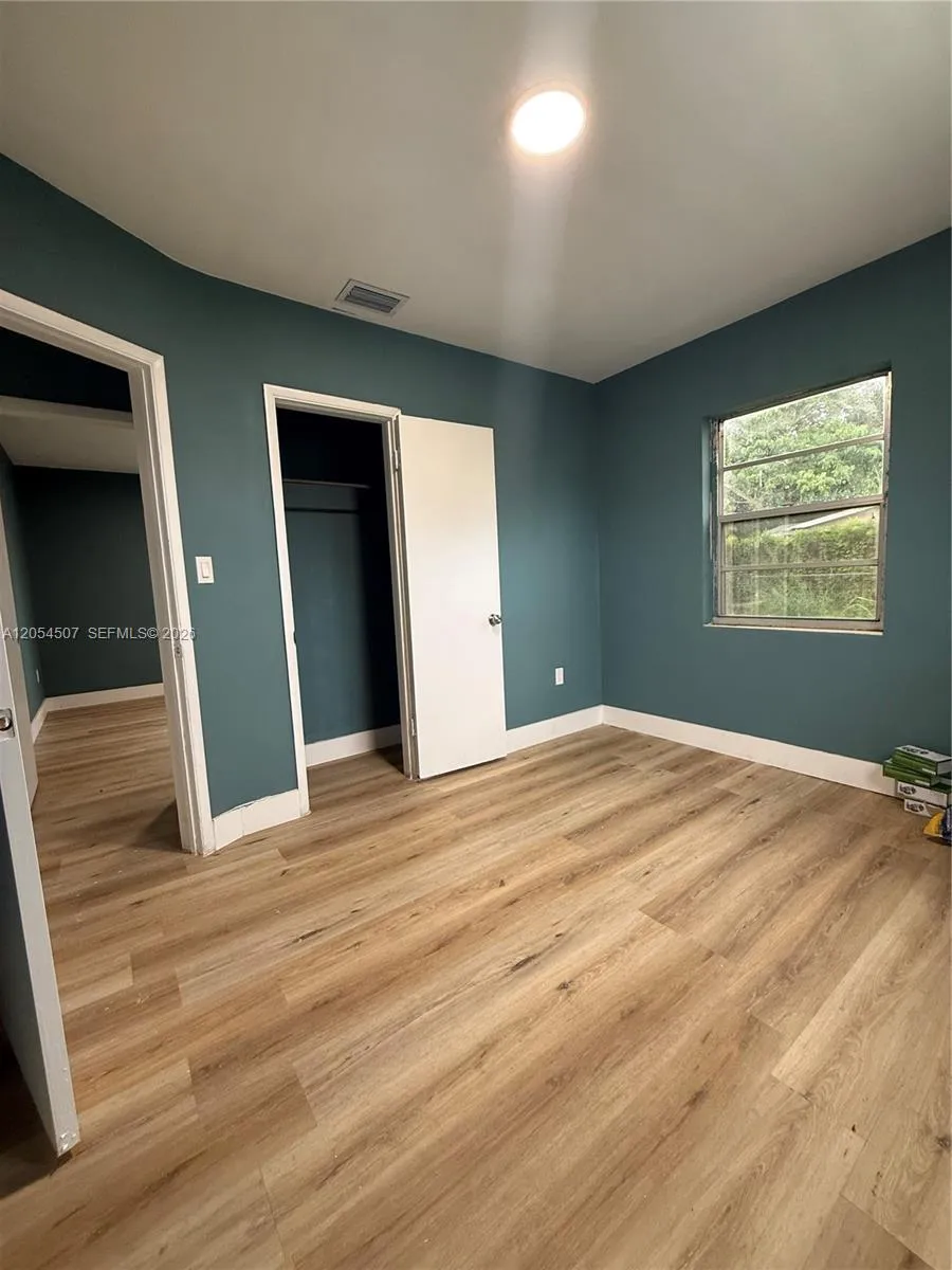2409 SE 2nd Ave SE #0 Vero Beach, FL 32962