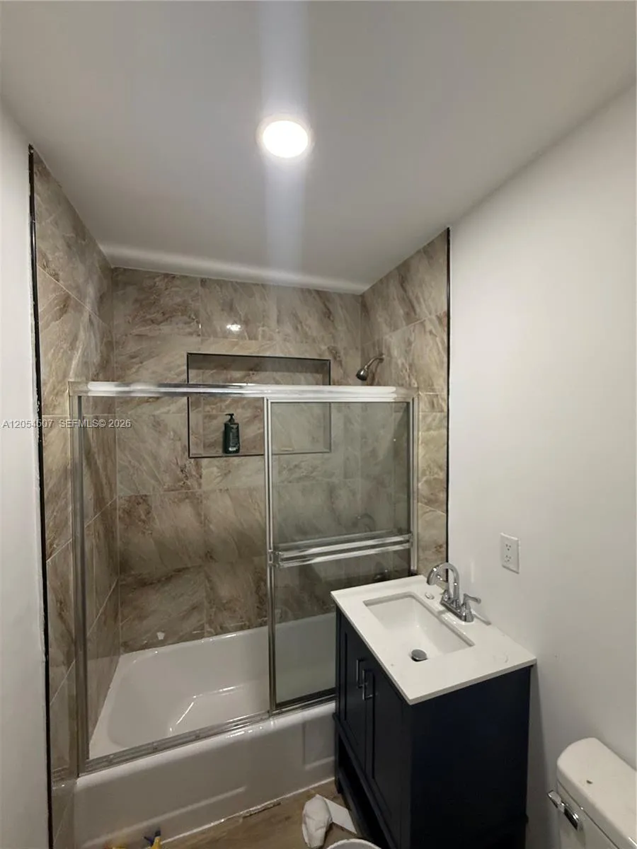 2409 SE 2nd Ave SE #0 Vero Beach, FL 32962