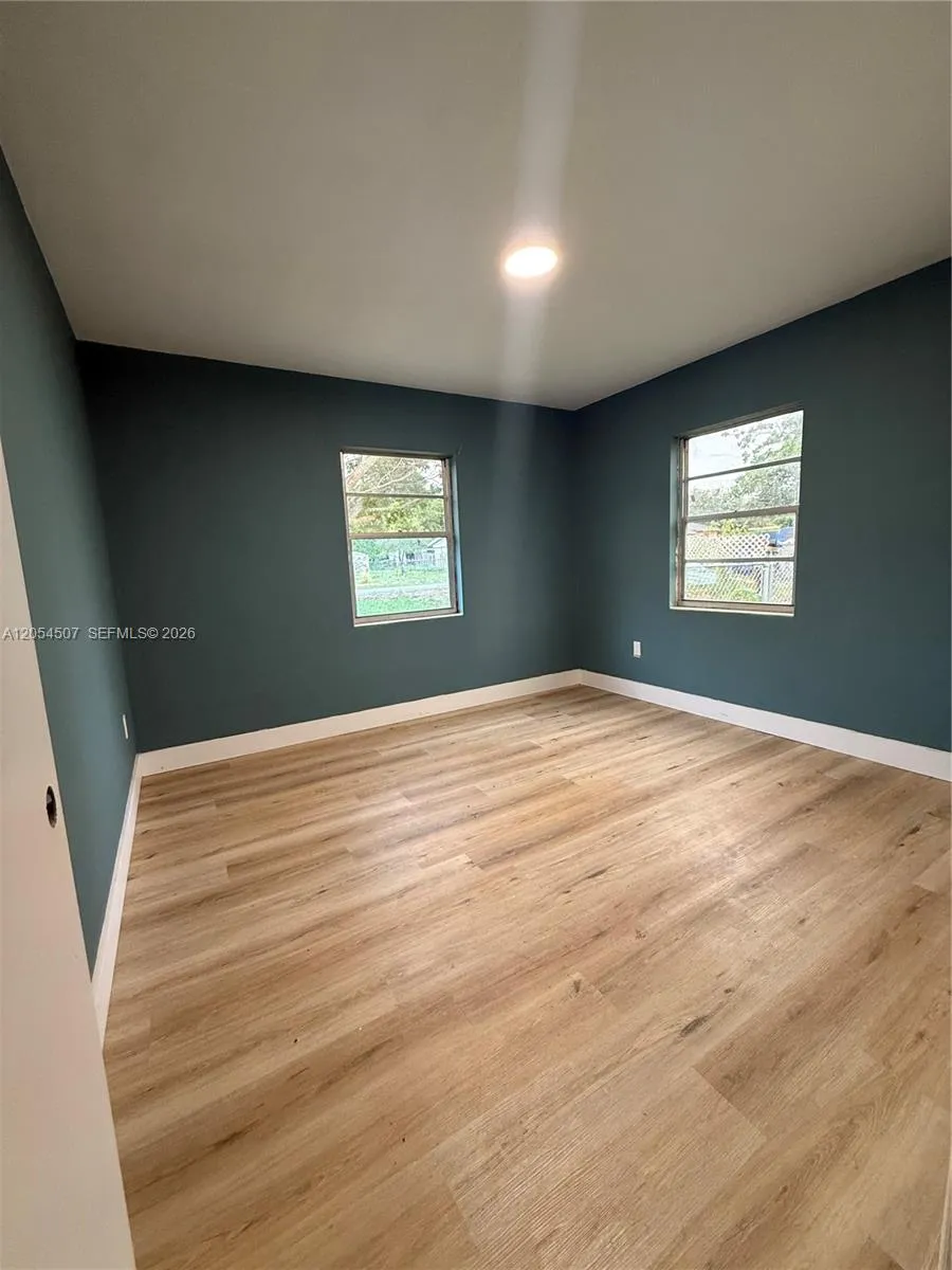 2409 SE 2nd Ave SE #0 Vero Beach, FL 32962