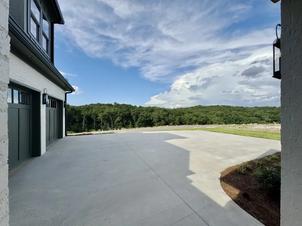 20 Natures Cove Florence, AL 35630