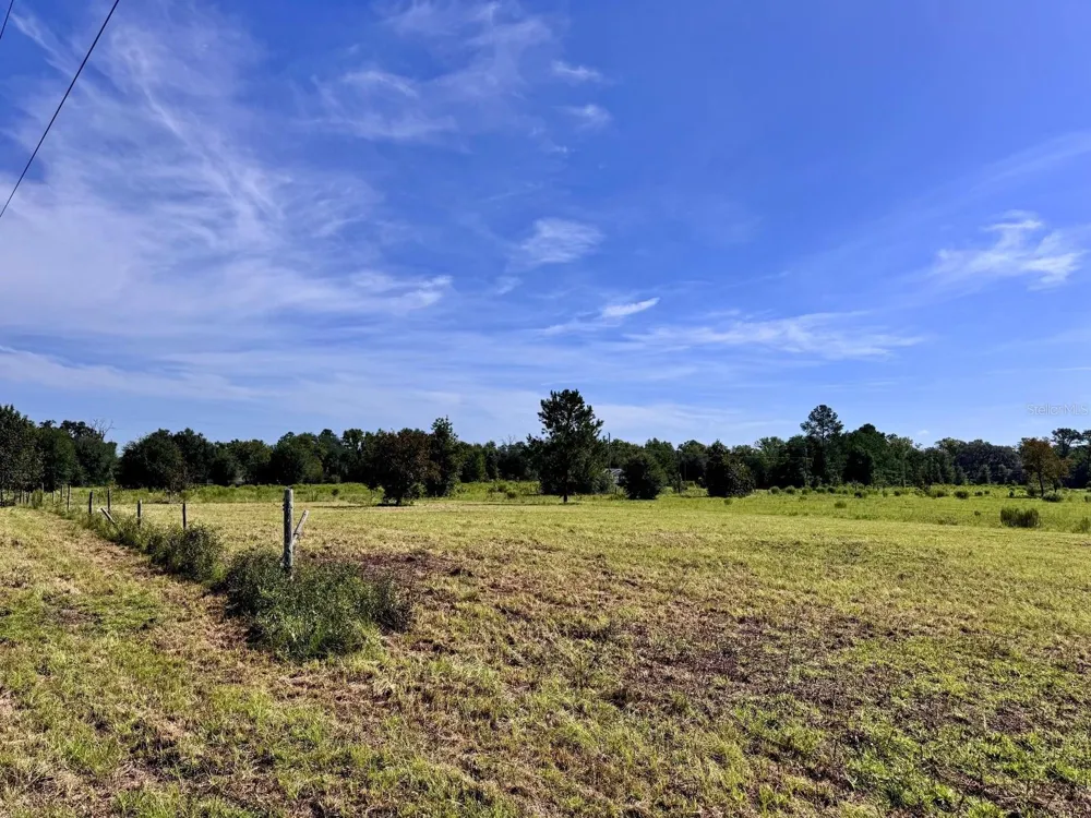 NE 96 AVENUE Archer, FL 32618