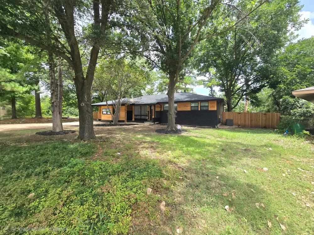 404 W Hillcrest Street Keene, TX 76059